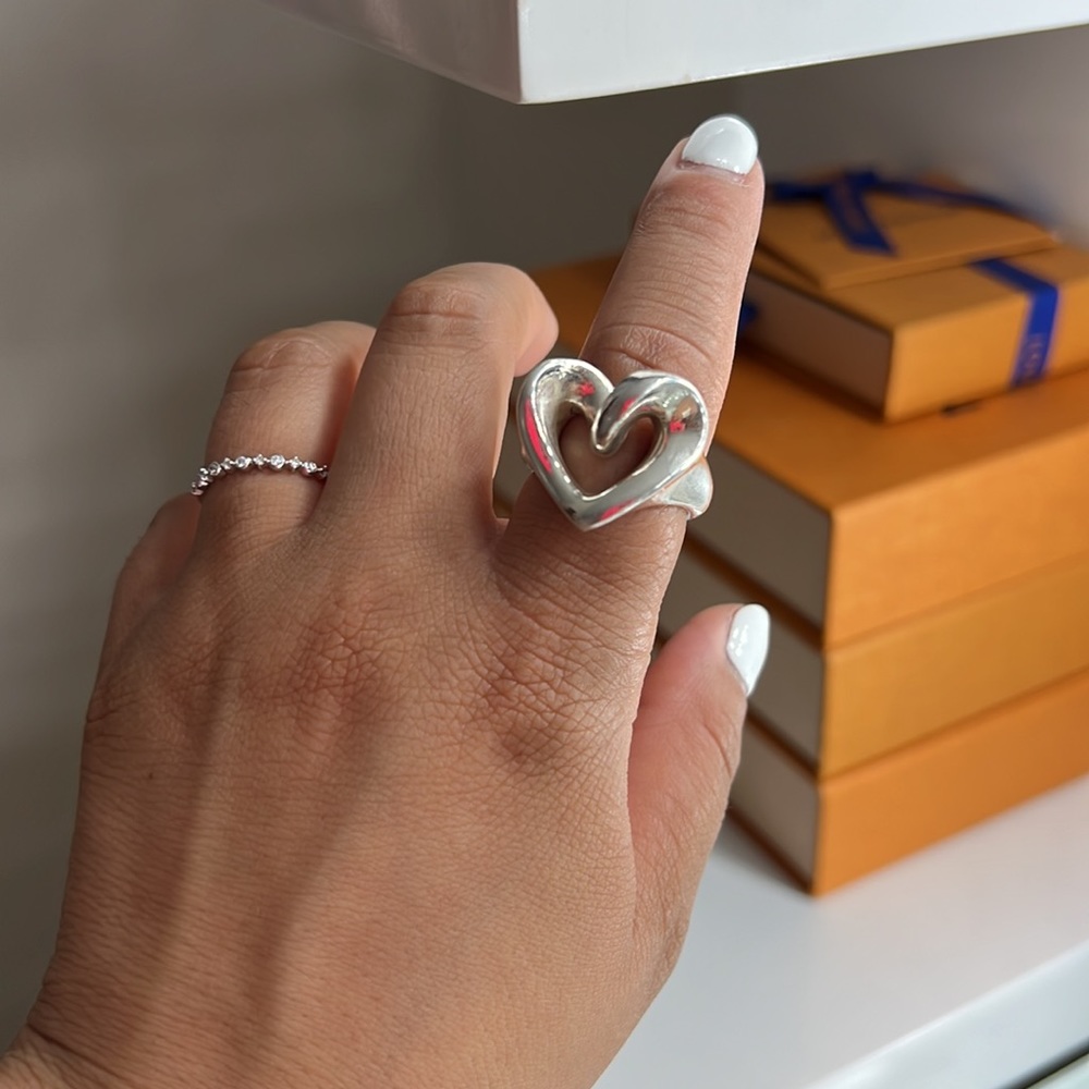 Heart statement ring - Picture 2 of 3